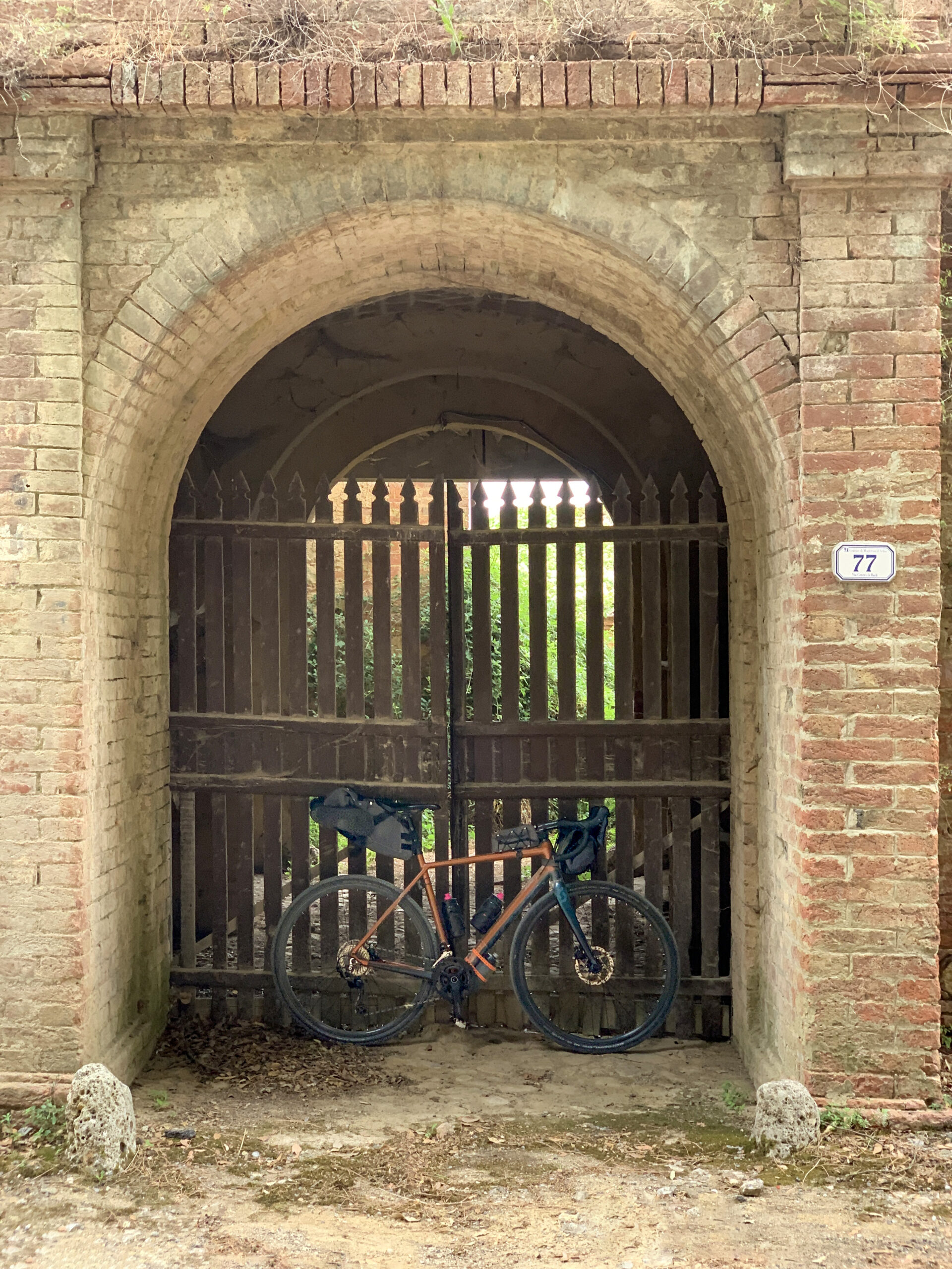 Bike against an abandoned entrance