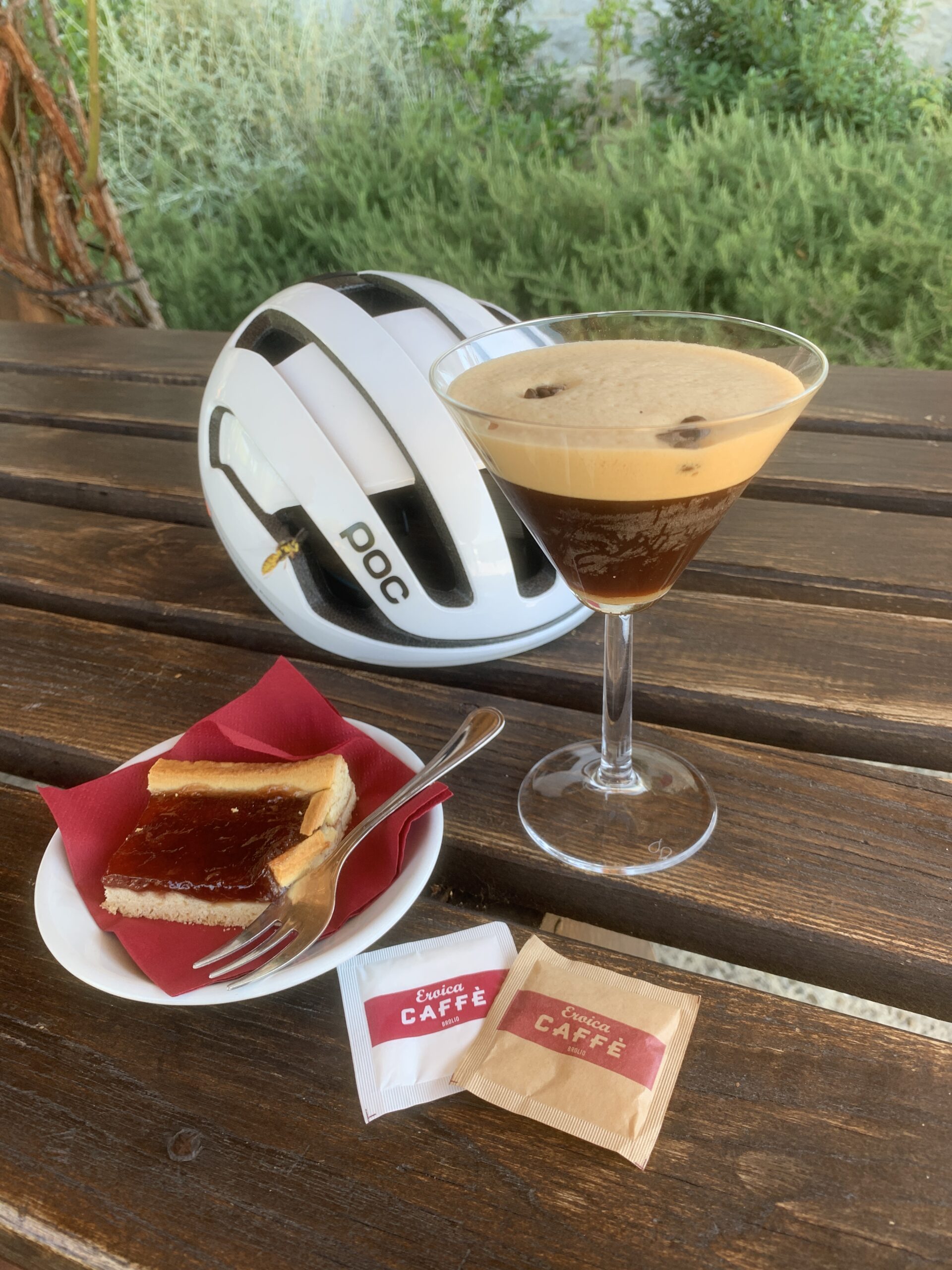 Eroica cafè and a wasp